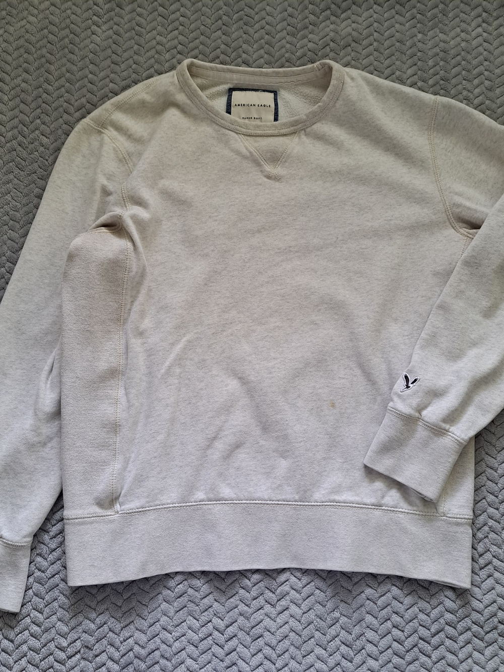 American Eagle Outfitters Cream Crewneck Sweatshirt for Men